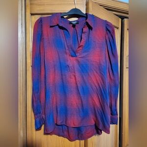 Nine West shirt